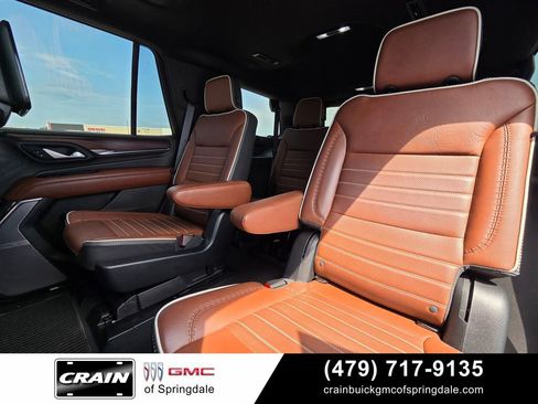 Used 2024 GMC Yukon Denali Ultimate AWD/4WD image 23