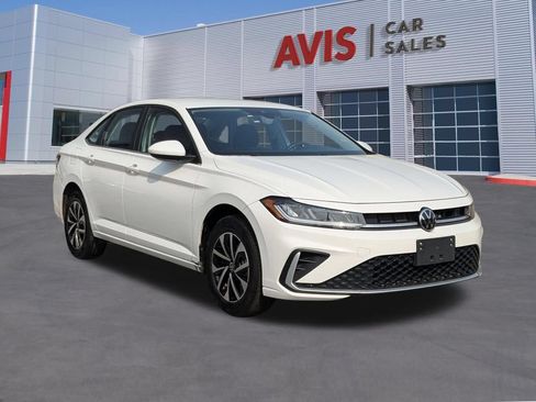 Used 2025 Volkswagen Jetta S FWD image 9