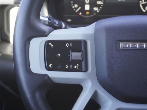 Used 2020 Land Rover Defender 110 SE image 12