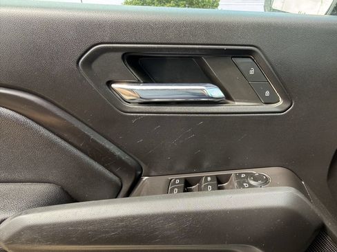 Used 2023 Chevrolet Colorado LT w/ LT Convenience Package RWD image 22