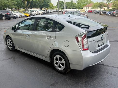 Used 2014 Toyota Prius Two FWD image 8