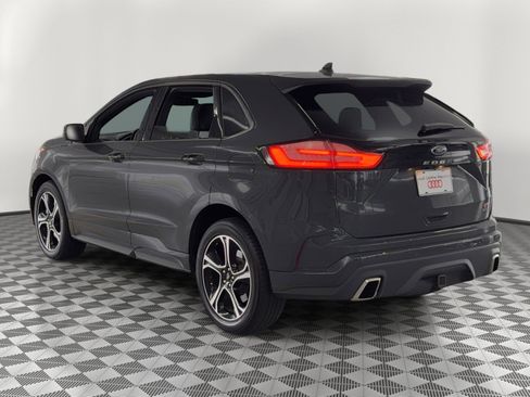 Used 2021 Ford Edge ST image 3