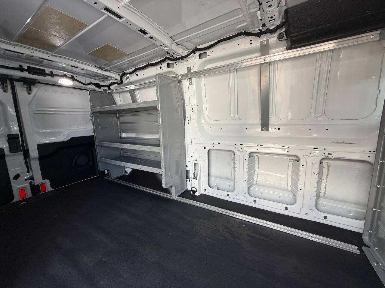 Used 2018 Ford Transit 150 130 Low Roof RWD image 30