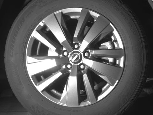 Used 2025 Nissan Pathfinder SV image 13