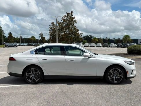 New 2027 BMW 530i w/ Premium Package RWD image 6