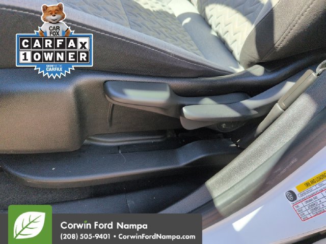 Used 2022 Chevrolet Equinox LS w/ Driver Confidence II Package AWD/4WD image 12