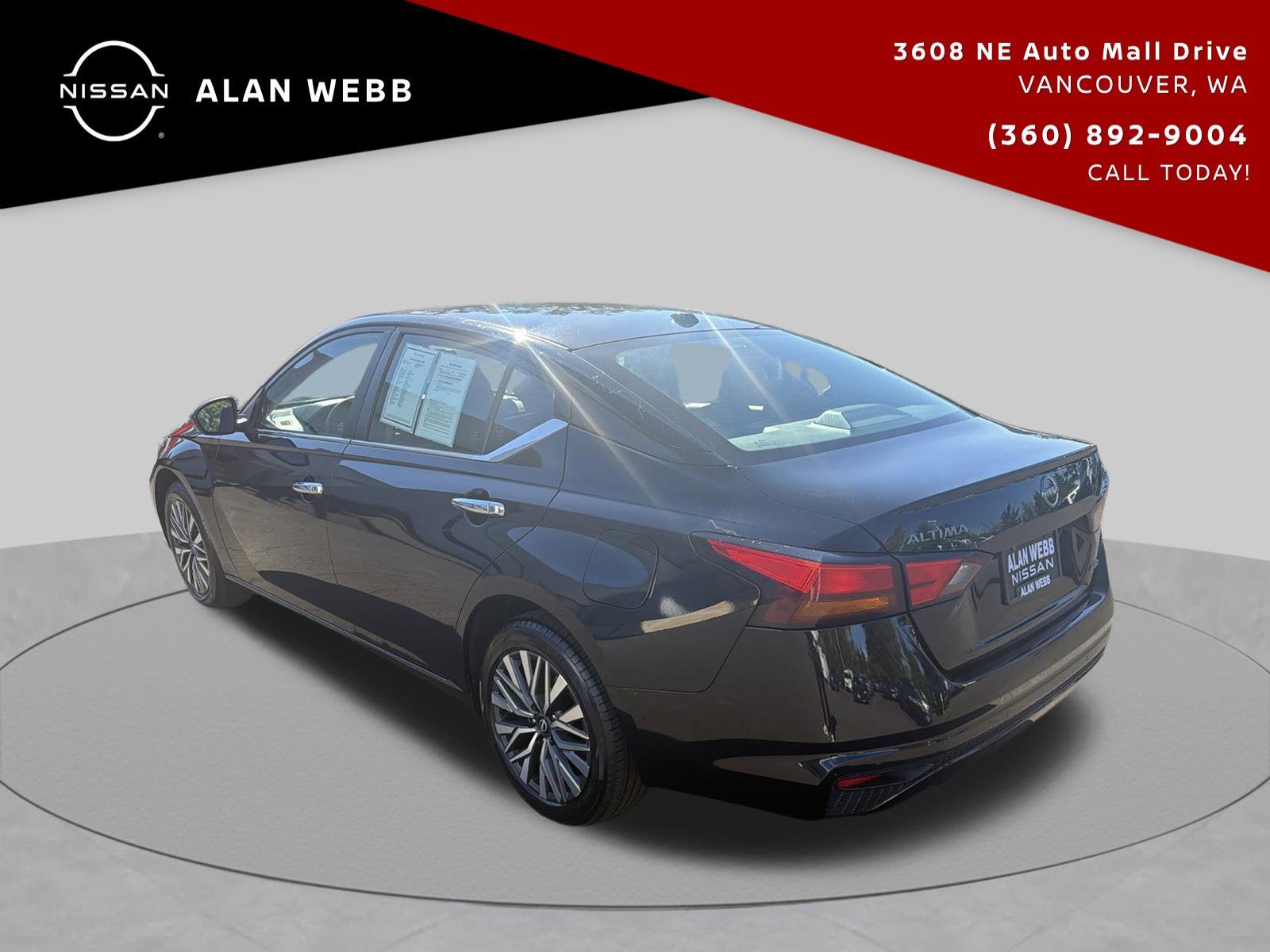Used 2024 Nissan Altima 2.5 SV AWD/4WD image 5