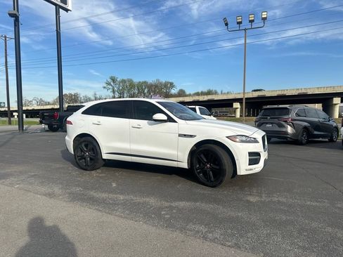 Used 2018 Jaguar F-PACE R-Sport AWD/4WD image 2
