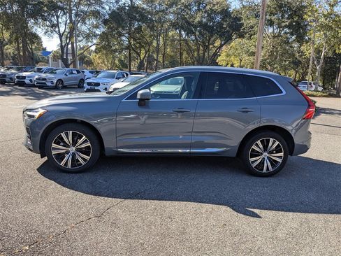 Certified 2023 Volvo XC60 B5 Plus w/ Climate Package image 7