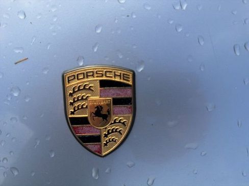 Used 2007 Porsche Cayman S image 9