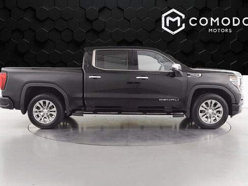 Used 2022 GMC Sierra 1500 Denali image 2