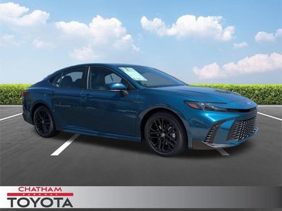 New 2026 Toyota Camry SE w/ Convenience Package