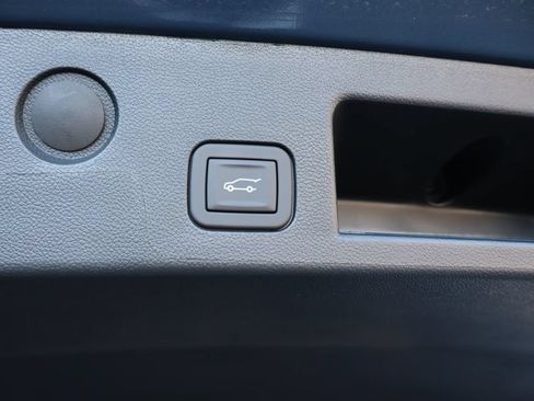 New 2027 Chevrolet Equinox LT w/ Convenience Package II FWD image 26