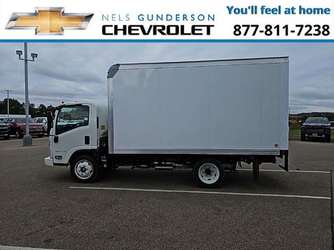 New 2025 Chevrolet Low Cab Forward image 3
