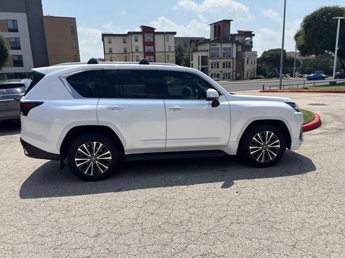 Used 2022 Lexus LX 600 4WD w/ Interior Upgrade Package image 6