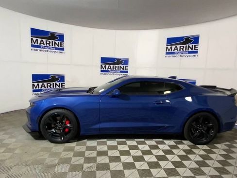 Used 2024 Chevrolet Camaro LT w/ RS Package RWD image 7