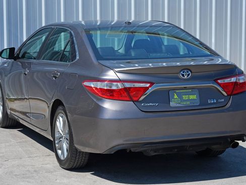 Used 2015 Toyota Camry SE image 44