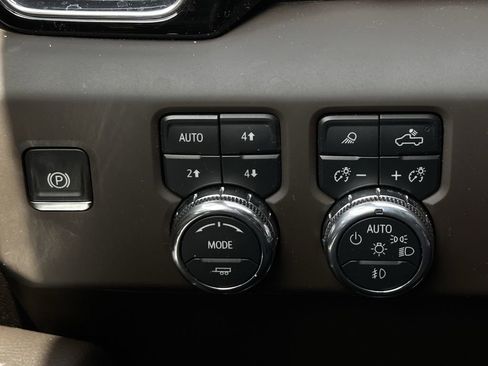 Used 2025 GMC Sierra 1500 Denali image 24