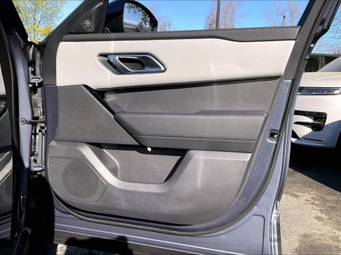 Used 2026 Land Rover Range Rover Velar S image 26