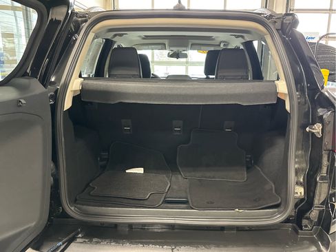 Used 2020 Ford EcoSport SE w/ SE Convenience Package image 10