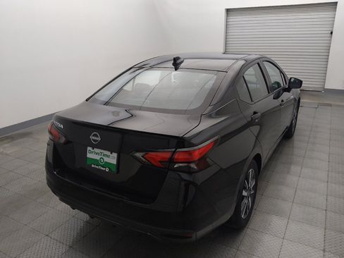 Used 2025 Nissan Versa SV FWD image 7