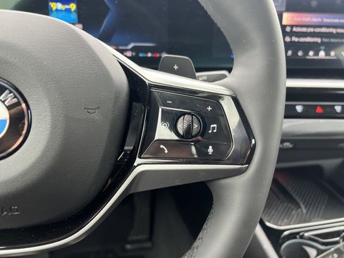 Used 2025 BMW 530i image 20