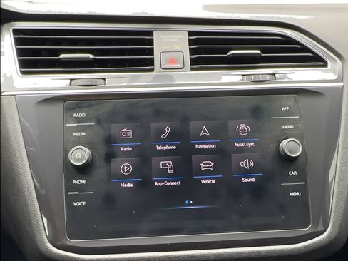 Used 2021 Volkswagen Tiguan SE R-Line FWD image 51