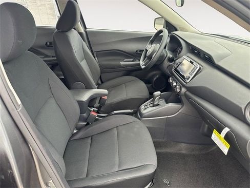 New 2025 Nissan Kicks S image 15