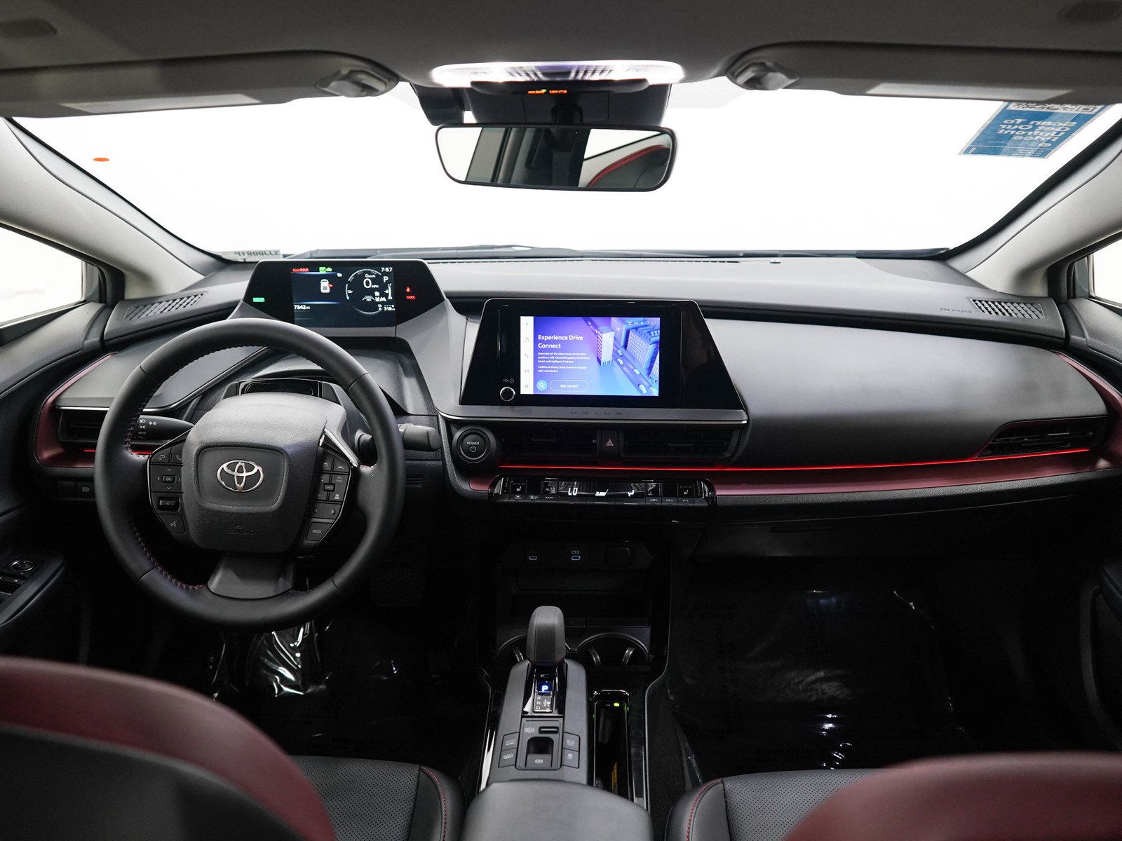 Used 2026 Toyota Prius Plug-In Hybrid FWD image 13