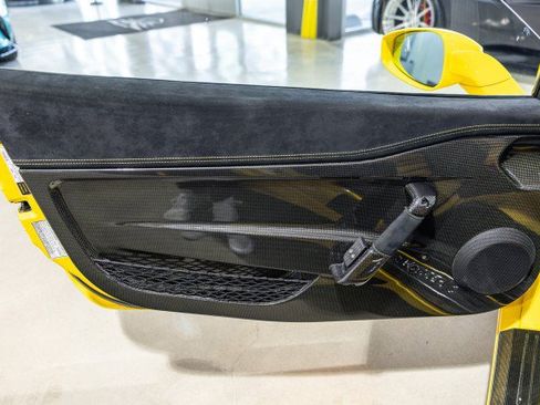Used 2015 Ferrari 458 Speciale Coupe RWD image 46