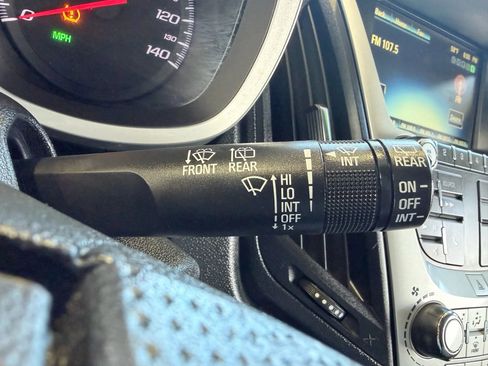 Used 2016 Chevrolet Equinox LT image 14