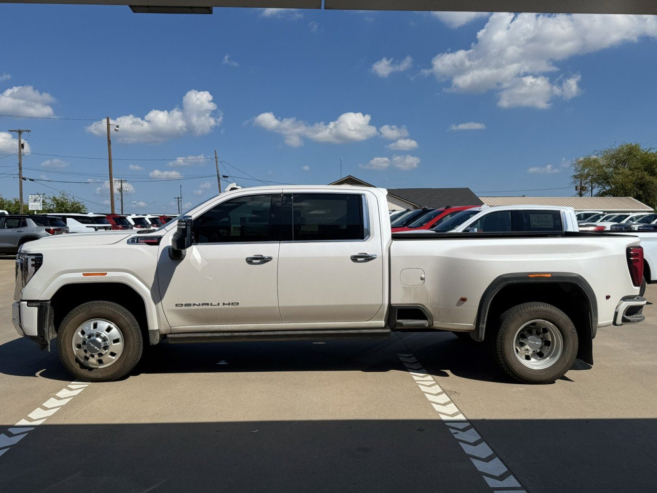 Certified 2024 GMC Sierra 3500 Denali w/ Denali Reserve Package AWD/4WD image 4