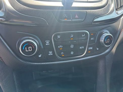 Used 2024 Chevrolet Equinox RS AWD/4WD image 29