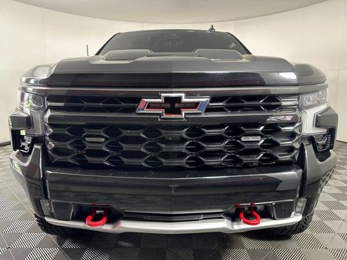 Used 2022 Chevrolet Silverado 1500 ZR2 w/ Technology Package AWD/4WD image 8