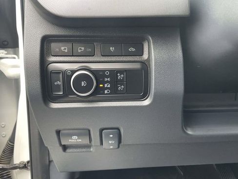 Used 2024 Ford F350 Platinum AWD/4WD image 16