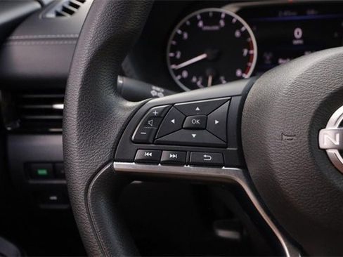 Certified 2024 Nissan Sentra SV image 11