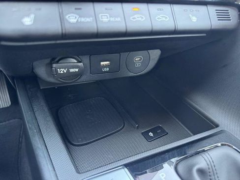Used 2024 Hyundai Elantra Limited FWD image 20