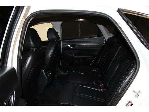 Used 2021 Hyundai Sonata Limited image 12