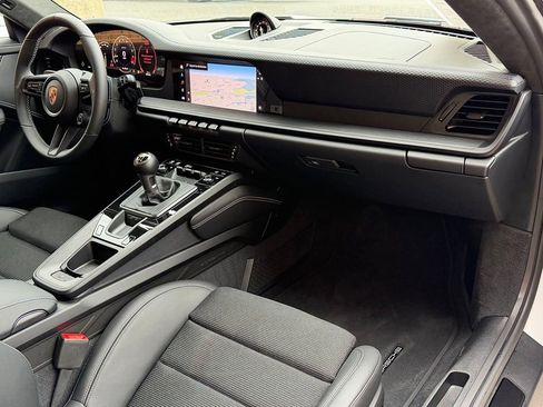 Certified 2025 Porsche 911 GT3 image 22