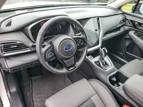 Certified 2025 Subaru Outback Onyx Edition image 8