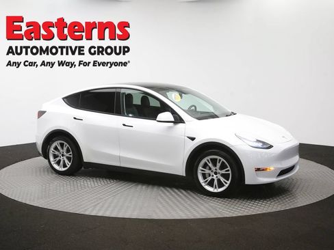 Used 2021 Tesla Model Y Long Range AWD/4WD image 43