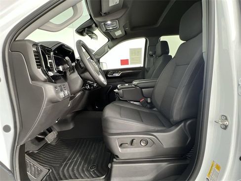 Used 2025 GMC Sierra 1500 Elevation image 19
