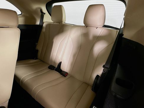 Used 2023 Acura MDX SH-AWD image 29