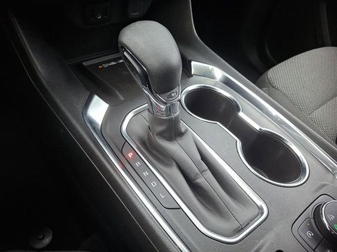 Certified 2023 Chevrolet Traverse LT image 16