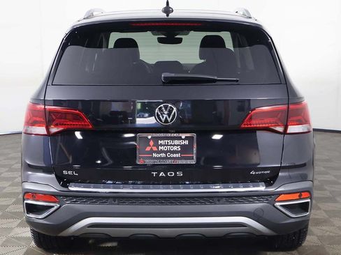 Used 2023 Volkswagen Taos SEL AWD/4WD image 14