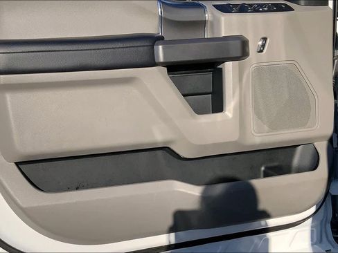 Used 2019 Ford F250 XLT w/ XLT Premium Package image 22