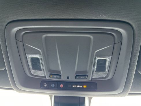 Used 2022 Chevrolet Silverado 2500 Custom w/ Custom Value Package image 24