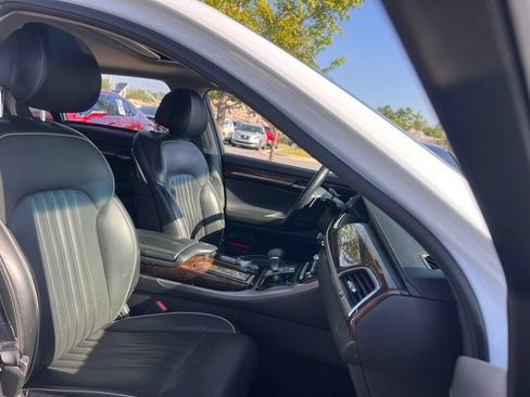 Used 2018 Genesis G90 3.3T Premium AWD/4WD image 36
