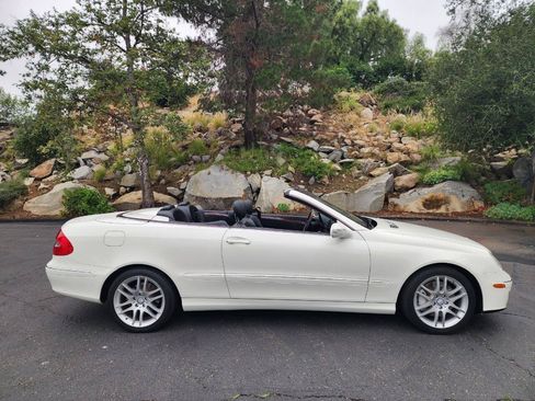 Used 2009 Mercedes-Benz CLK 350 Cabriolet image 6