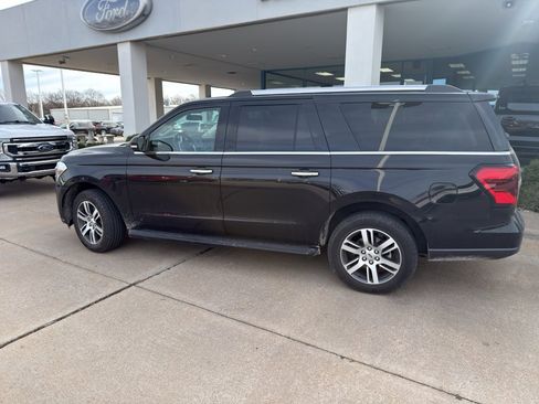 Used 2024 Ford Expedition Max Limited image 8